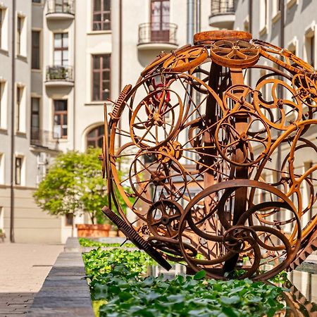 Gold City Point Piotrkowska 37 Łódź Exteriör bild