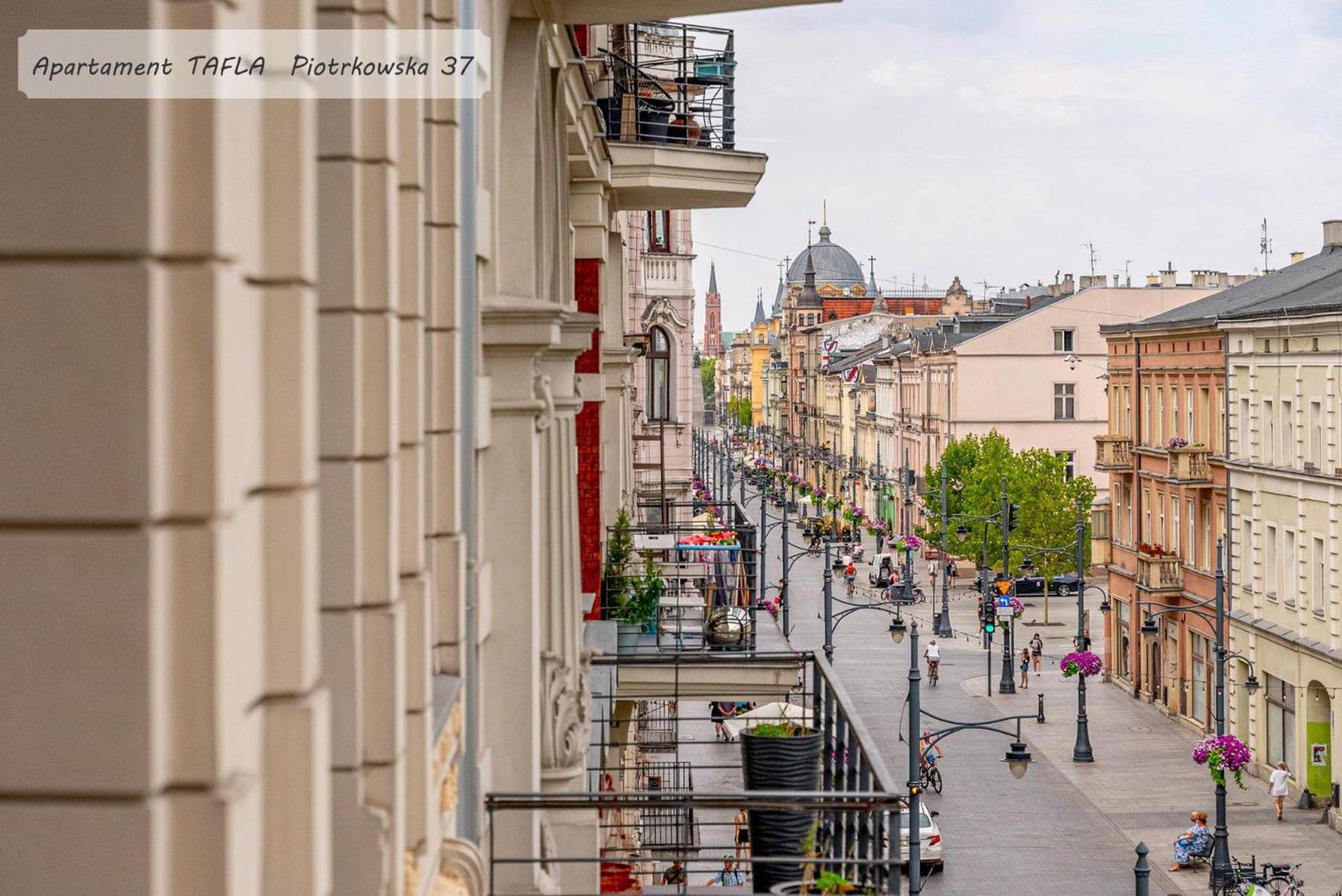 Gold City Point Piotrkowska 37 Łódź Exteriör bild
